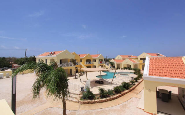 Courtyard Village Bonaire