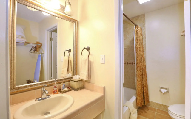 La Fiesta Ocean Inn And Suites