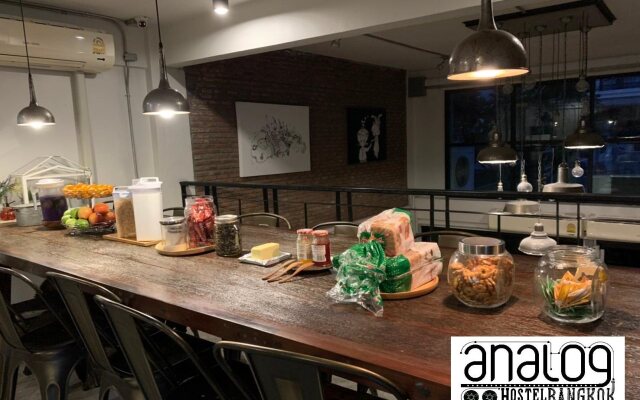 Analog Hostel