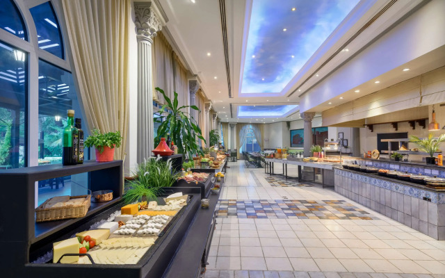Radisson Blu Hotel, Muscat