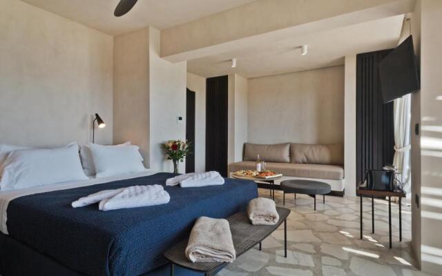 Almi Luxury Rooms