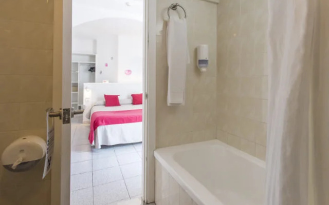 Hostal Tarba