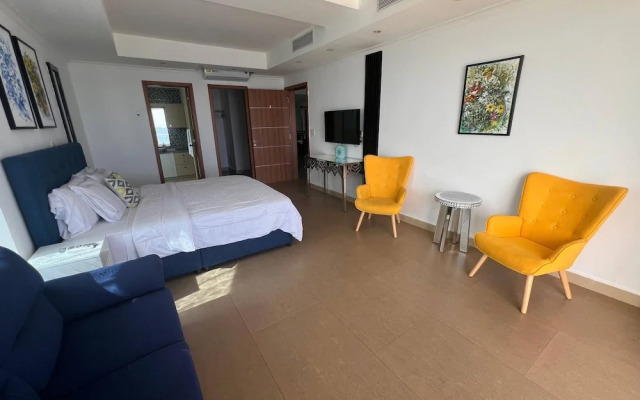 Apartment in the Causeway Amador