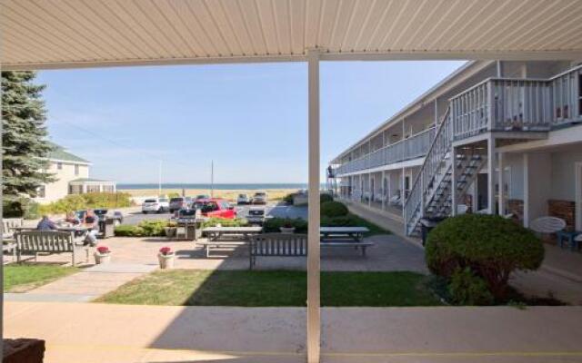 Kebek 3 Oceanside Motel