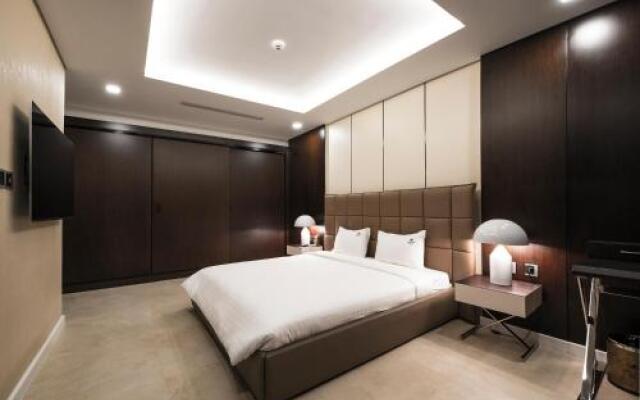 THE FIVE - 5BR - Ocean Villas Da Nang