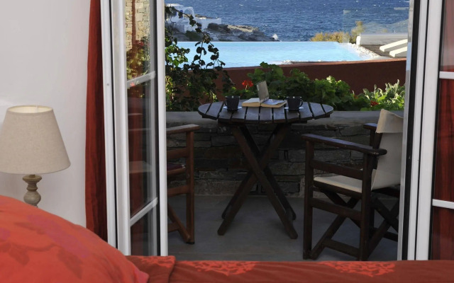 Senia Hotel