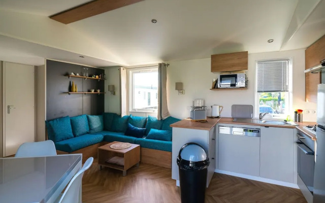 Ocean Dreams Chalet in Oostkapelle With Pool