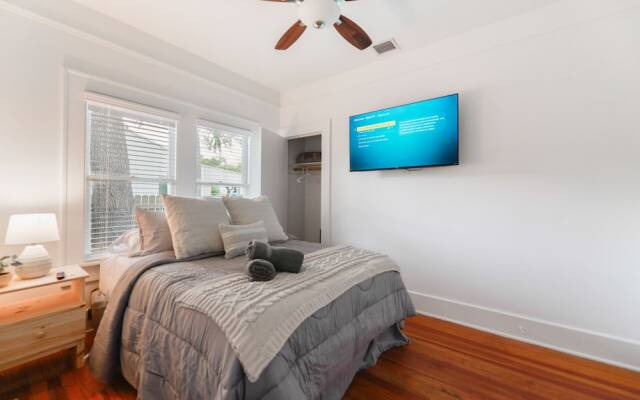 Amazing Bahamian Home At Design District