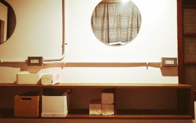 Yiyi Homestay