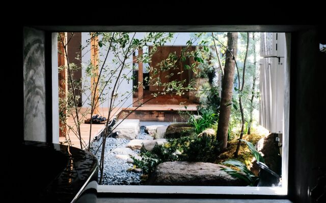 A day in khaki khaki Guesthouse