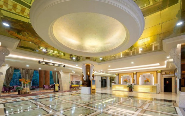 Country Garden Phoenix Hotel - Yunfu