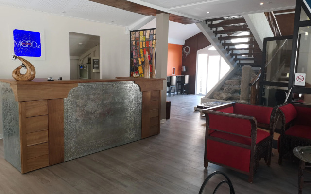 Moodz Hotel