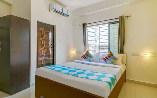 Goroomgo Luxurious Stay Kolkata