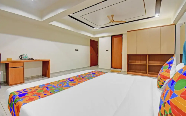 Fabhotel New Moshi Grrand