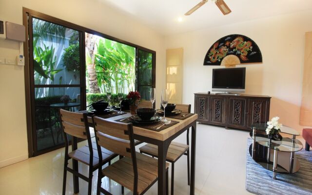 Coconut Grove Boutique Hotel