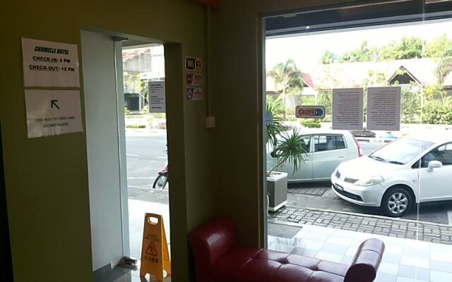 Chomelle Hotel