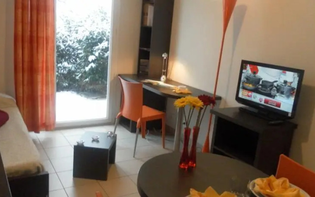 Park & Suites Confort Saint Priest en Jarez