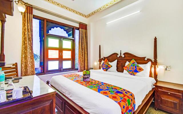 Fabhotel Shree Villas