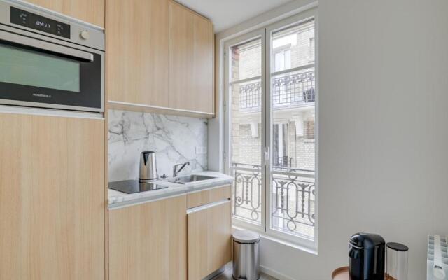 162 Suite Benjamin Luxury 1 BDR APT New Paris