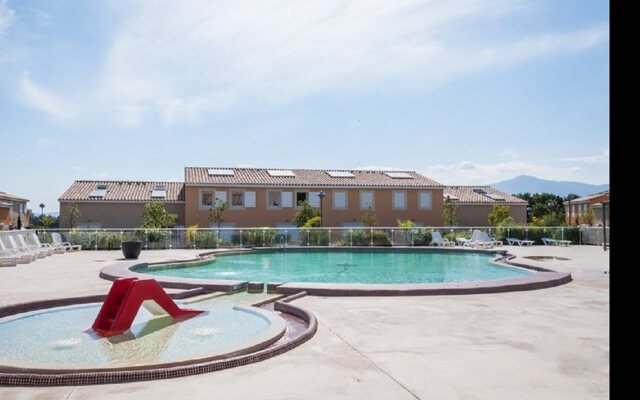 Residence Les Demeures Torrellanes - Vacancéole