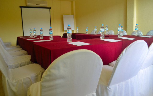 Days Inn by Wyndham Tuxtepec