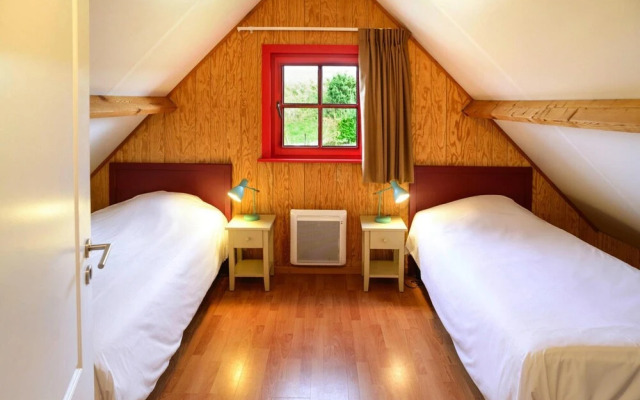 Wooden Chalet in Abbeville Near Somme Bay