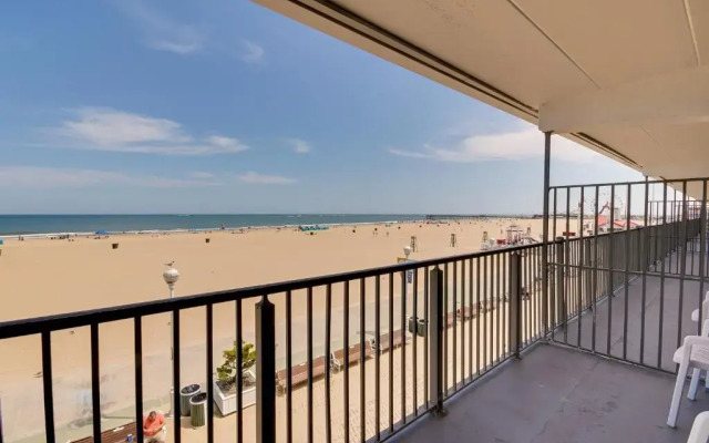 Rideau Oceanfront Motel