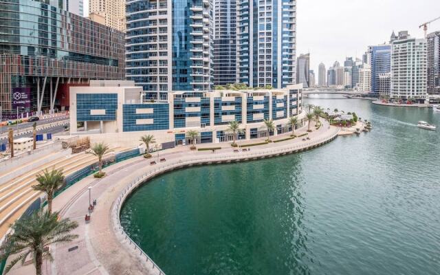 Unique & Stylish 1BR w/ Incomparable Marina Views!