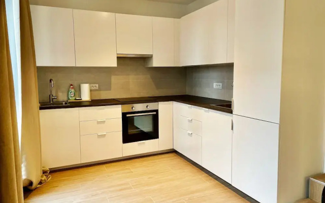 One Lux Stay near Fashion District