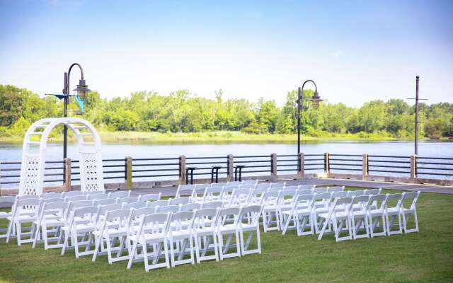 Embassy Suites by Hilton Wilmington Riverfront