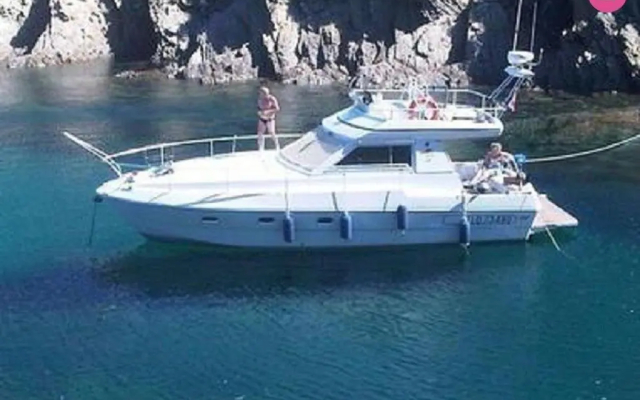 Ferretti 36 ' Bateau à Quai Vieux-Port Cannes Festival La Croisette - Hotel in Cannes - Photo 5