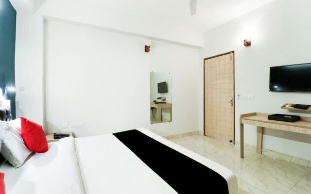 Hotel Nazeer by Adb Rooms