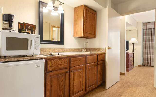 Garner Hotel Paducah West by IHG