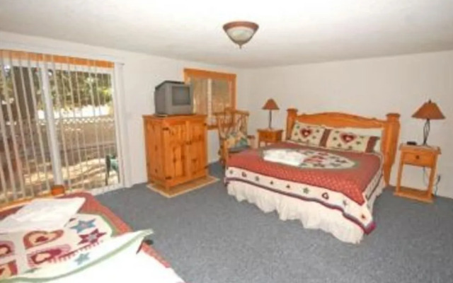 1247 Lester Street By Redawning