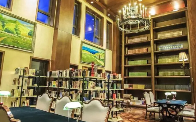 Orenda Teton Hotel