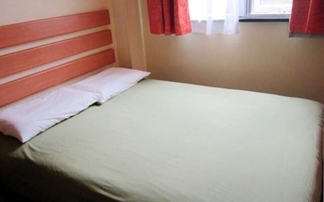 Home Inn Haikou Haidian Heping Avenue