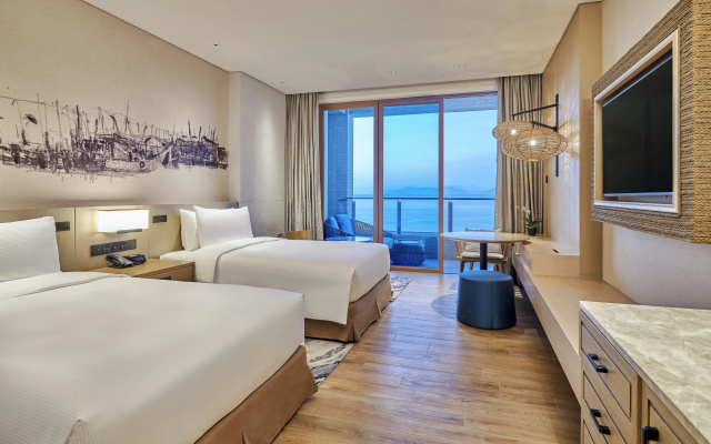 DoubleTree by Hilton Shanwei
