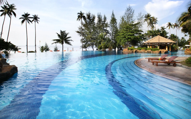 Mayang Sari Beach Resort