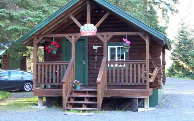 Box Canyon Cabins