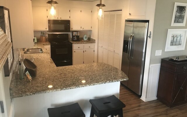 Oh Happy Day! 4 Bedroom Home