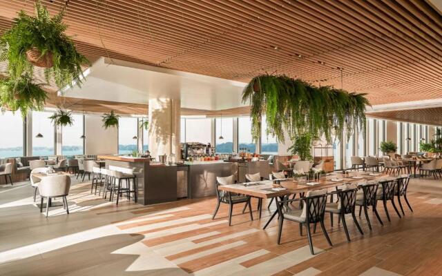 The Yacht Hotel by DC