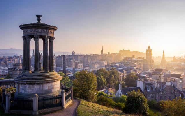 Holiday Inn Express - Edinburgh City Centre, an IHG Hotel