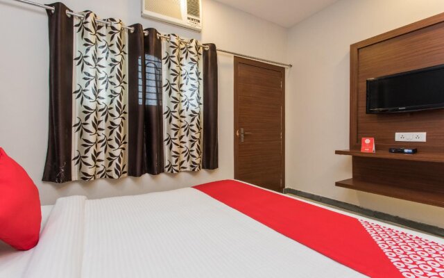 Hotel Mahalaxmi by OYO Rooms