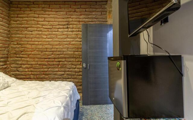 TOLTEQUIDAD Warm Ecostay Near Downtown