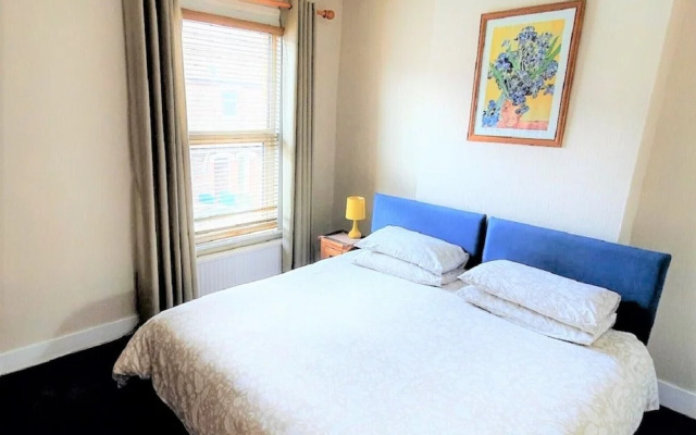 3-bedroom Victorian House With Superfast Wi-fi