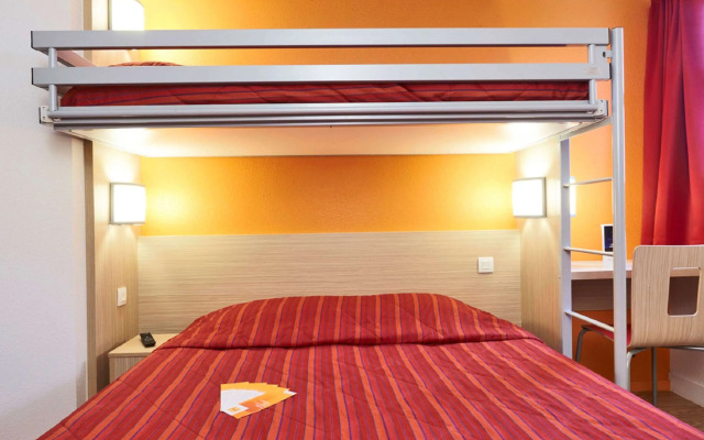 Hotel Premiere Classe Marne La Vallee - Saint Thibault Des Vignes