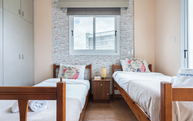 Melograno 2-BR Apt. & Terrace in Larnaca