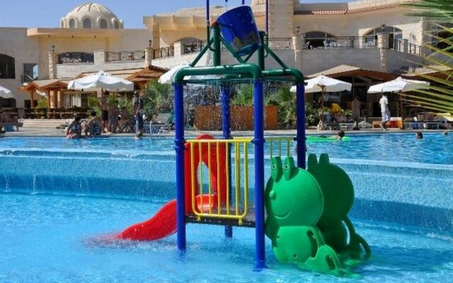 Brayka Bay Resort