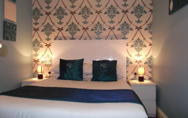 The Cressington Hotel