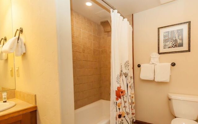 Oro Grande #304 - 1 Br Condo